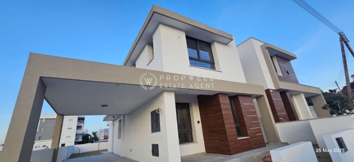 Property photo 1 of 3