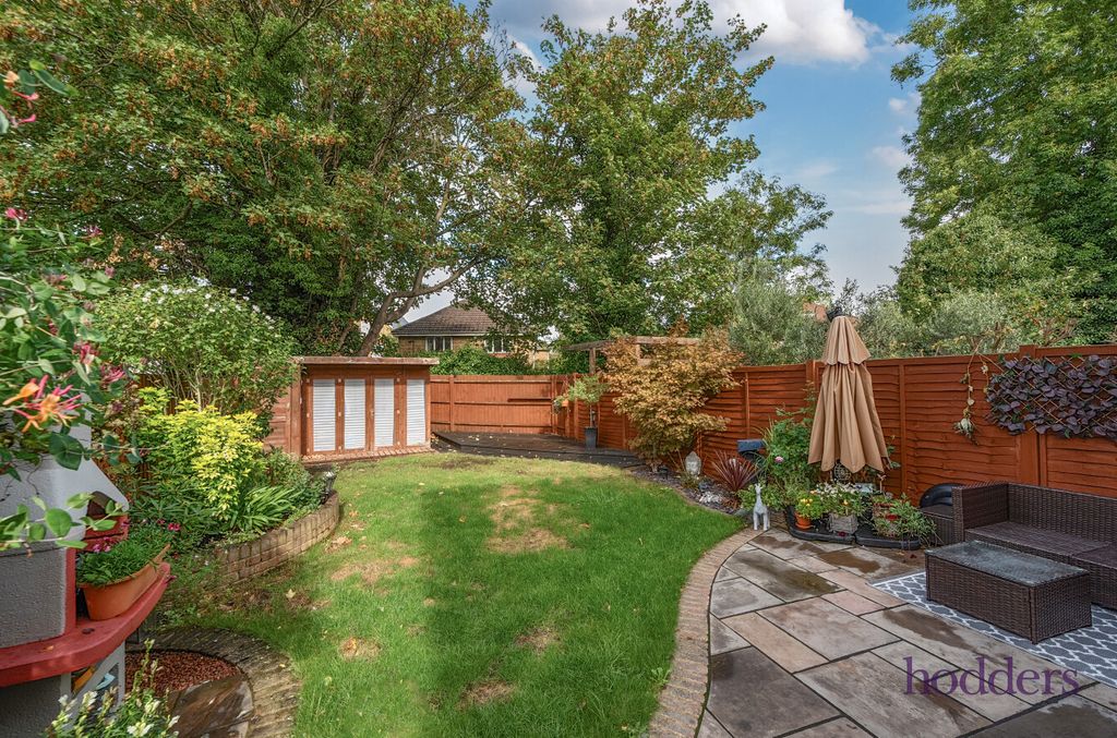 Property photo 3 of 22 0Bfe46B9-E59E-409...