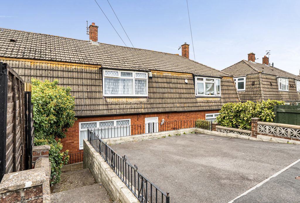 Property photo 1 of 17 1530049 (19).Jpg
