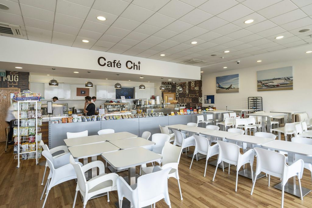 Property photo 3 of 11 Cafe 1.Jpg