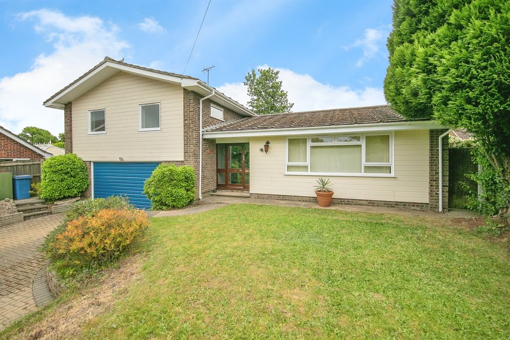 Property photo 1 of 20