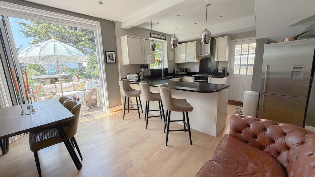 Property photo 2 of 40 Not Specified