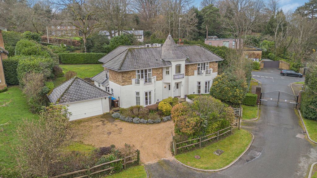 Property photo 1 of 37