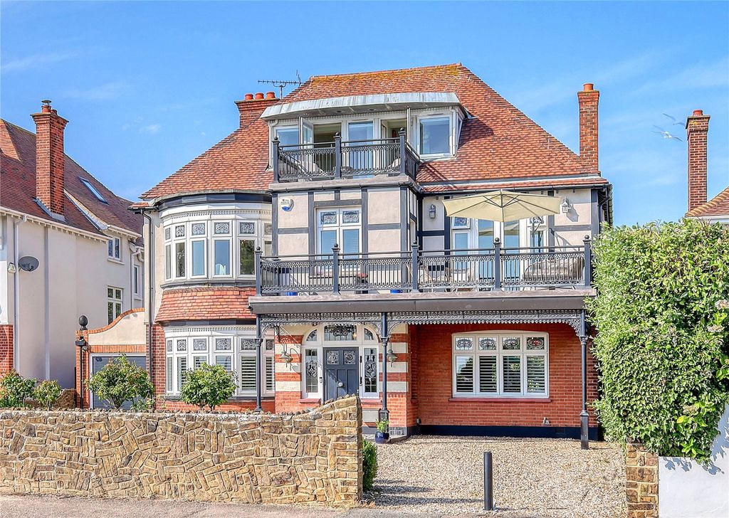 Property photo 1 of 37 Picture No. 73