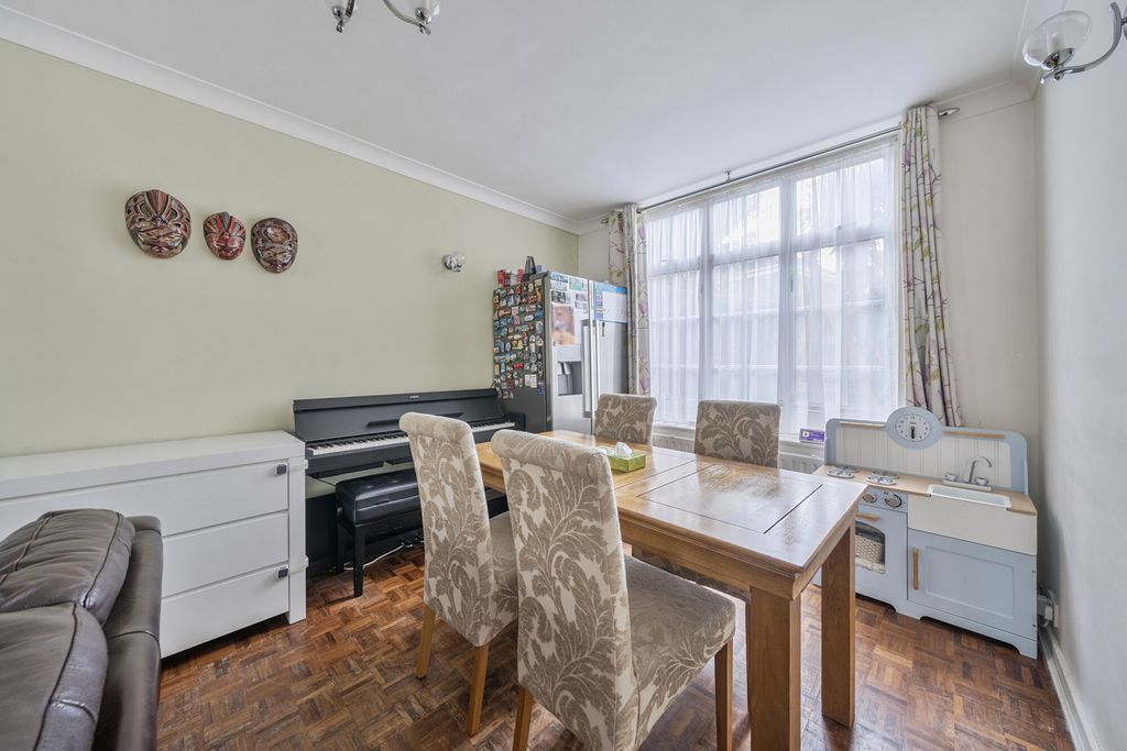 Property photo 3 of 20 1341519-13-689F21...