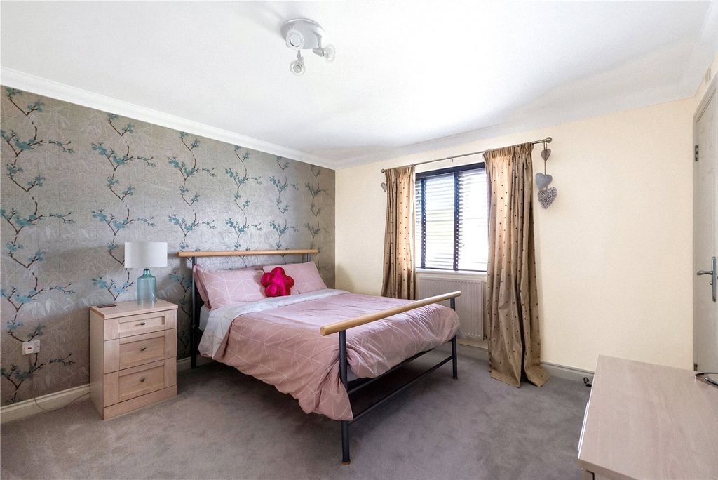 Additional image 10 of 5 bed detached house for salePinewood Place, Bexley Park, Kent DA2