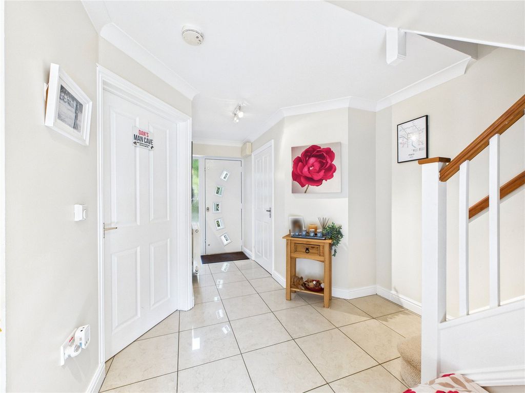 Property photo 1 of 20 Picture No. 09