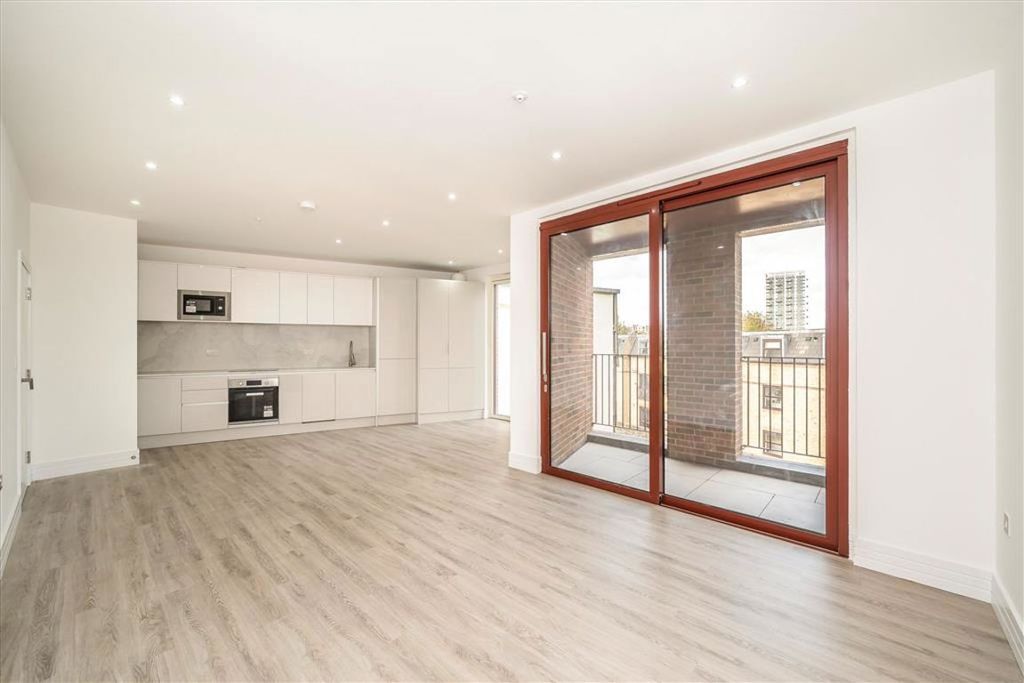 Property photo 2 of 7