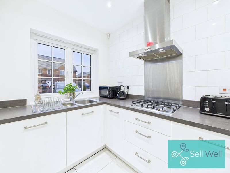 Property photo 3 of 22 Kitchen