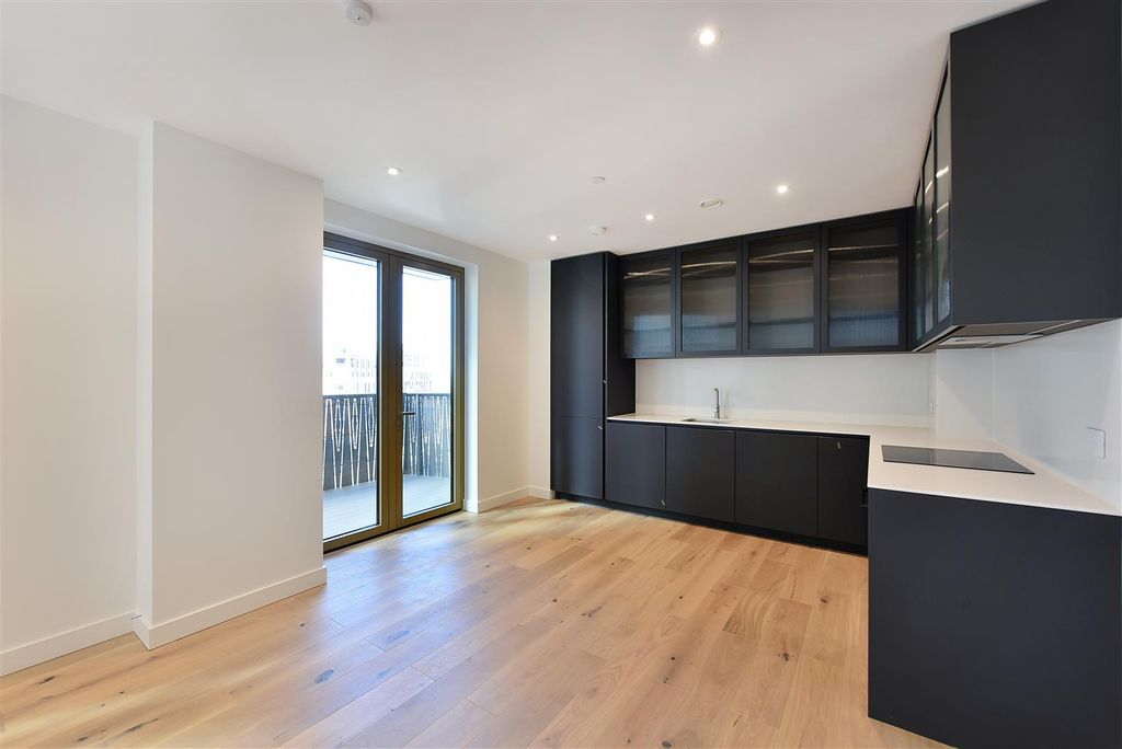 Property photo 1 of 11 E76, 1 Ashley Road (8).Jpg