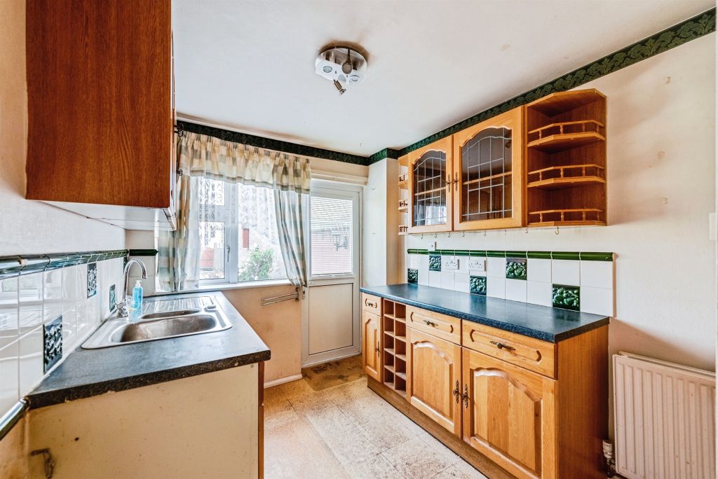 Property photo 2 of 15
