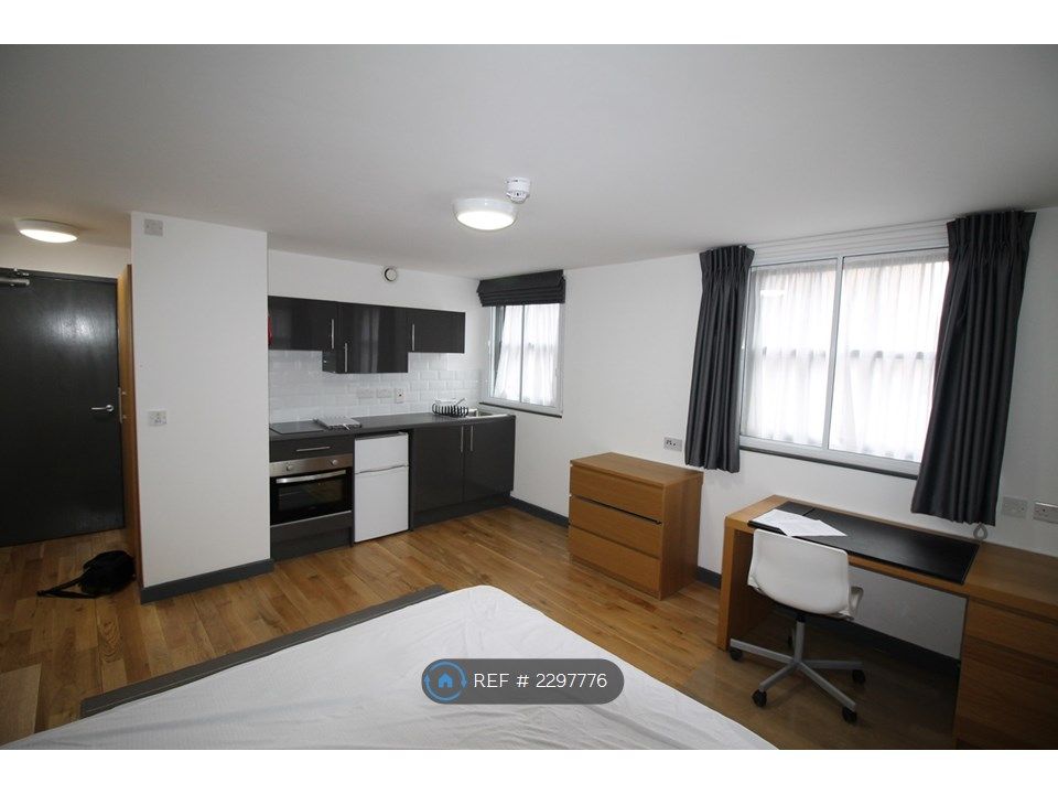 Property photo 1 of 9 £160 Per Week