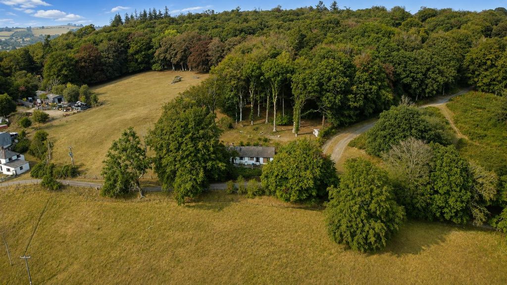 Property photo 2 of 24 Godre'r Coed.Png