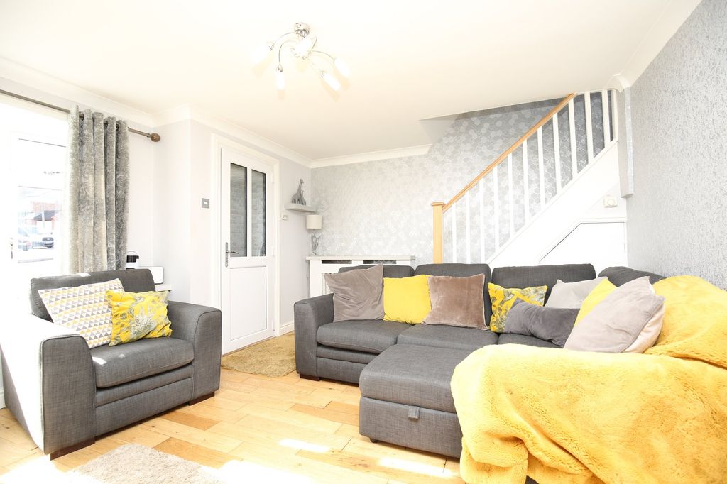 Property photo 3 of 13