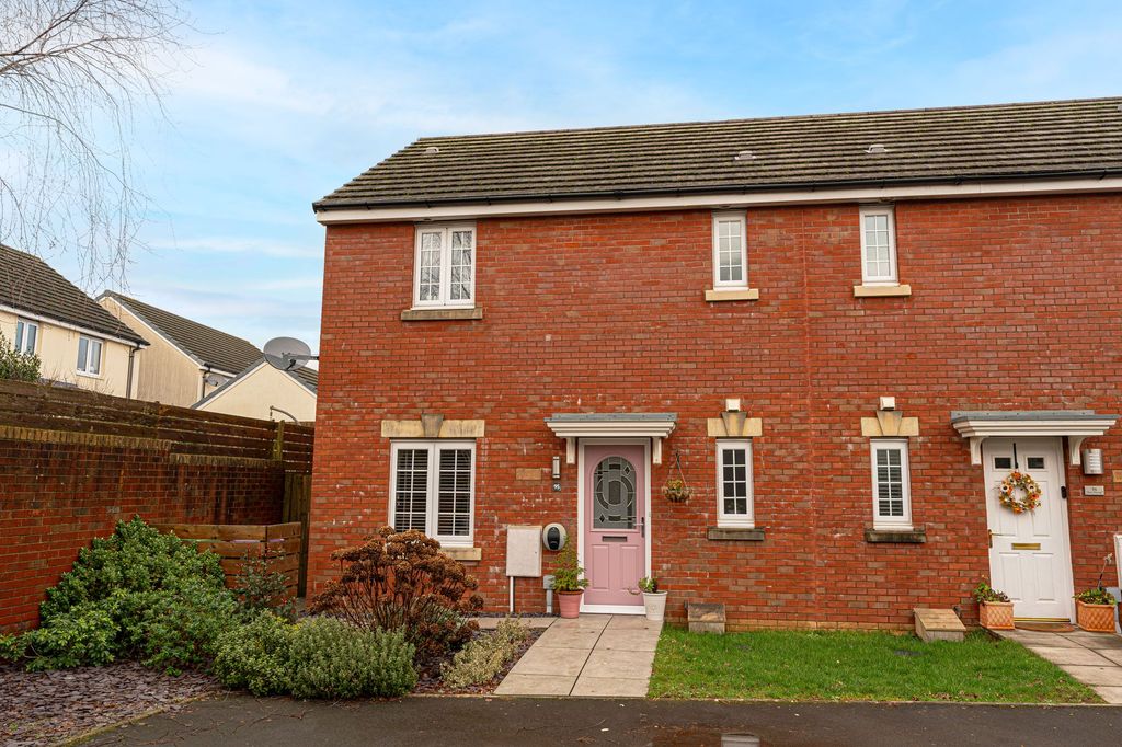 Property photo 1 of 26