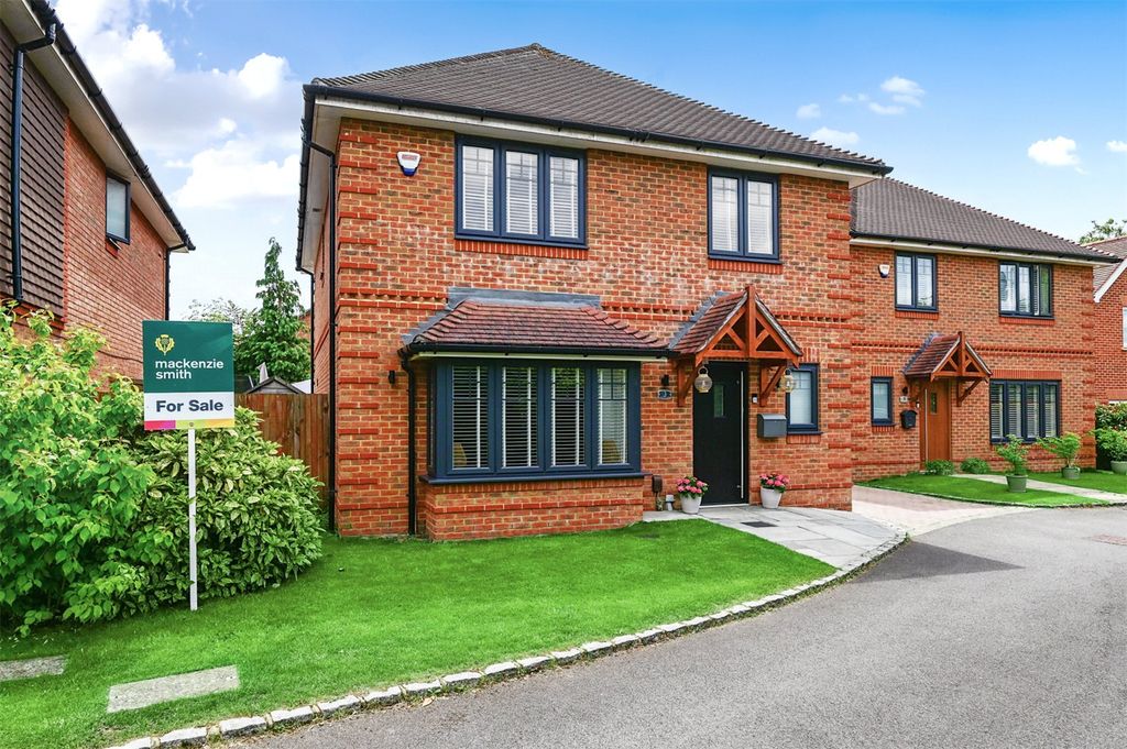 Property photo 2 of 19 Picture No. 16