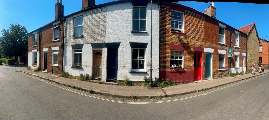 Property photo 3 of 12 Osney Island Lifestyle.Png