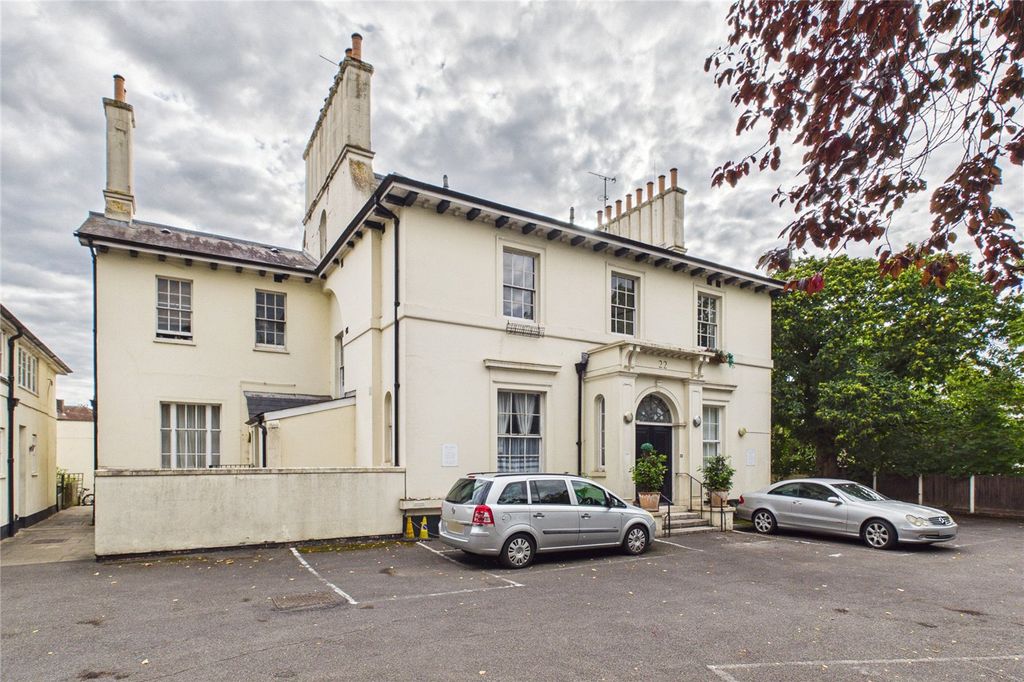 Property photo 1 of 11 Picture No. 20
