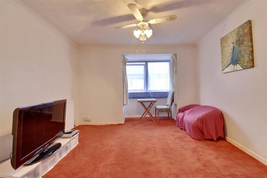 Property photo 2 of 10 Cadc9968-E273-490D-8De8-6F8C50B2B861_1_201_A.Jpeg