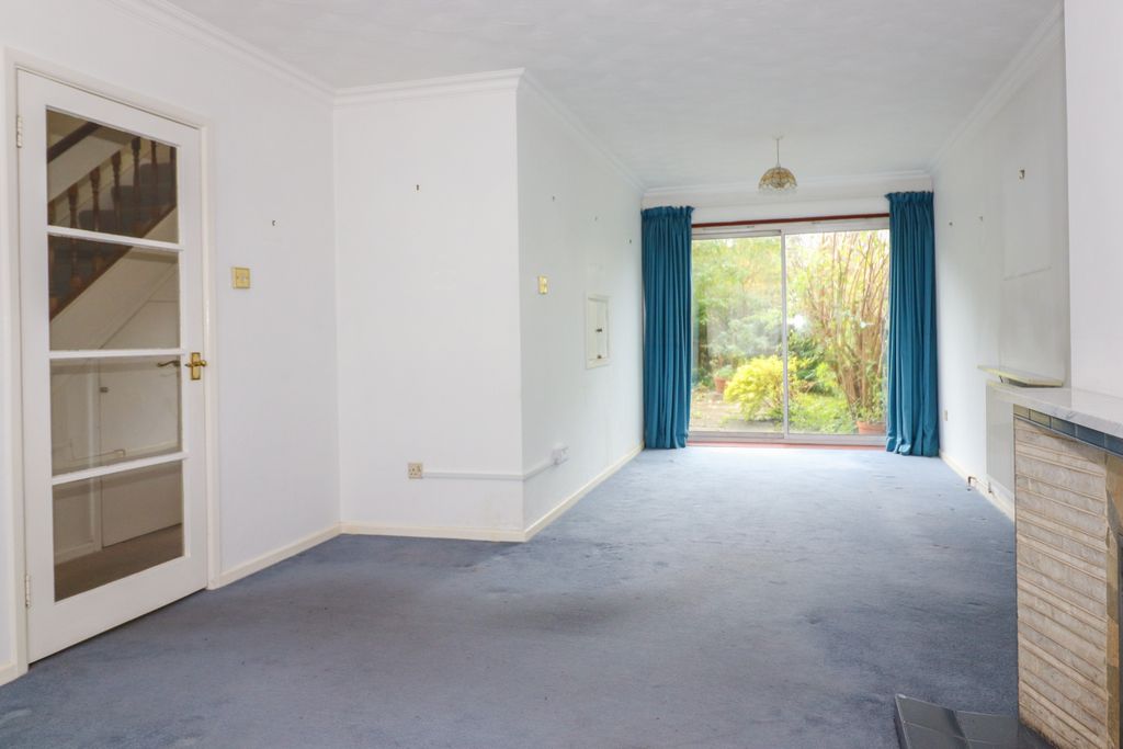 Property photo 3 of 13