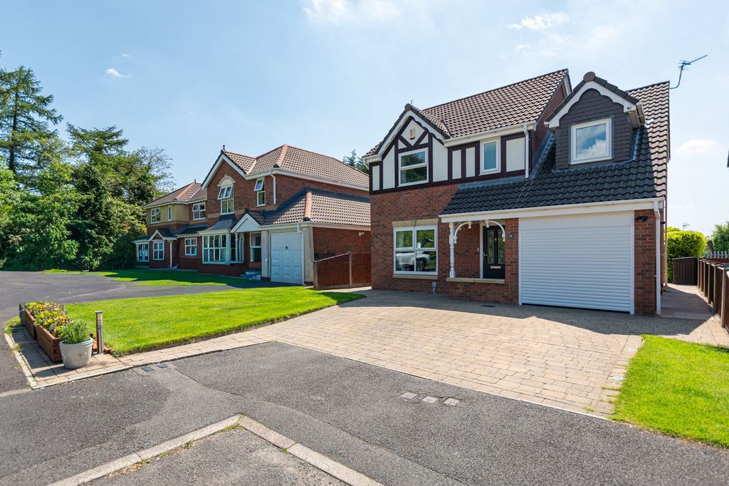 Property photo 1 of 35