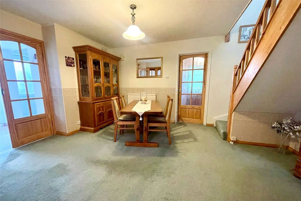 Property photo 3 of 16 Picture No. 05