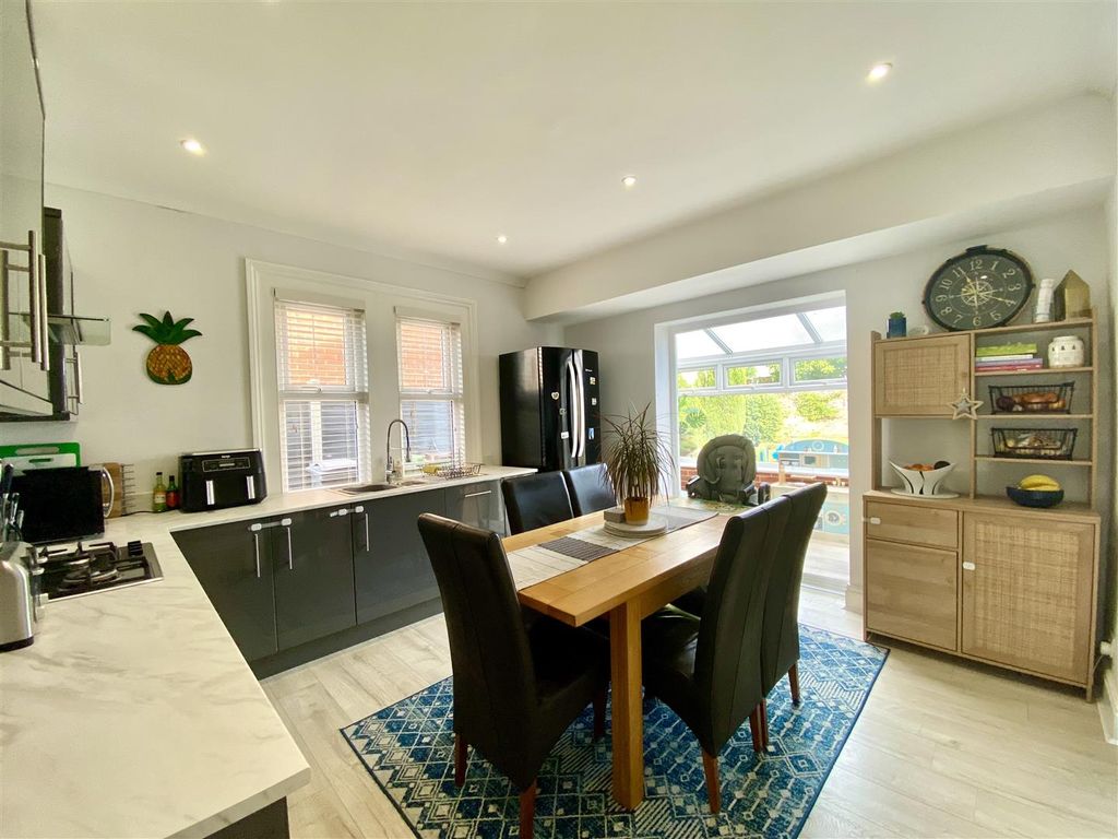 Property photo 1 of 20 Image00007.Jpeg