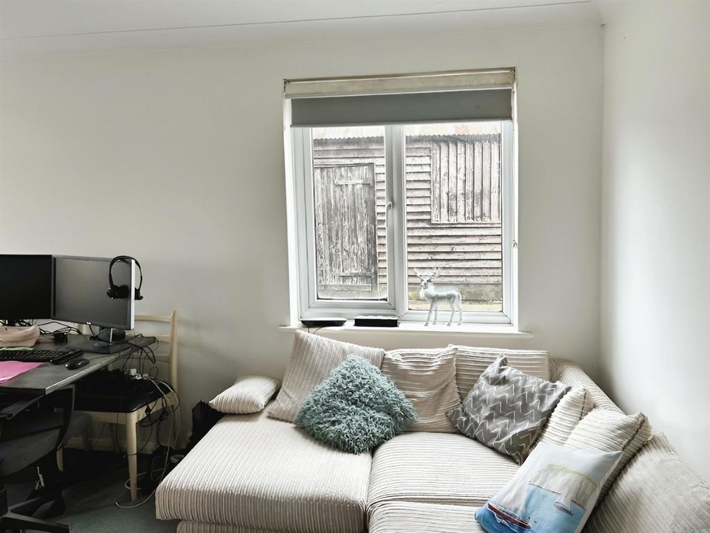 Property photo 2 of 5 6603Eb71-3.Jpg