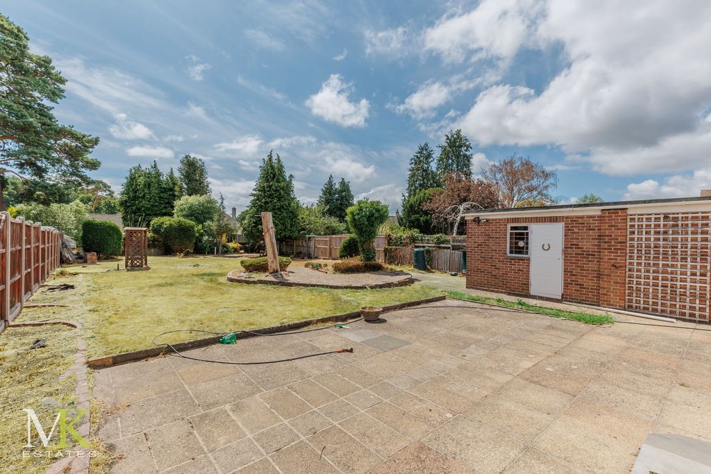 Property photo 2 of 14