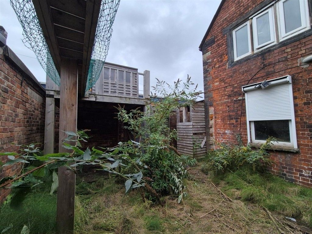 Property photo 3 of 4