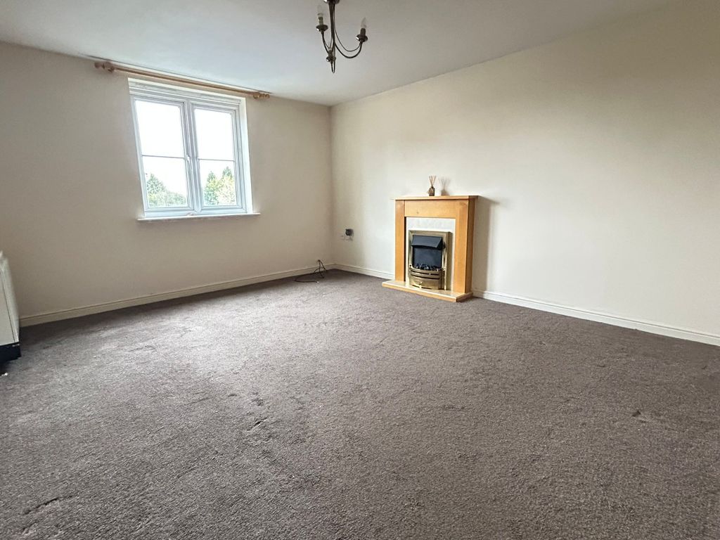 Property photo 2 of 10 Lounge