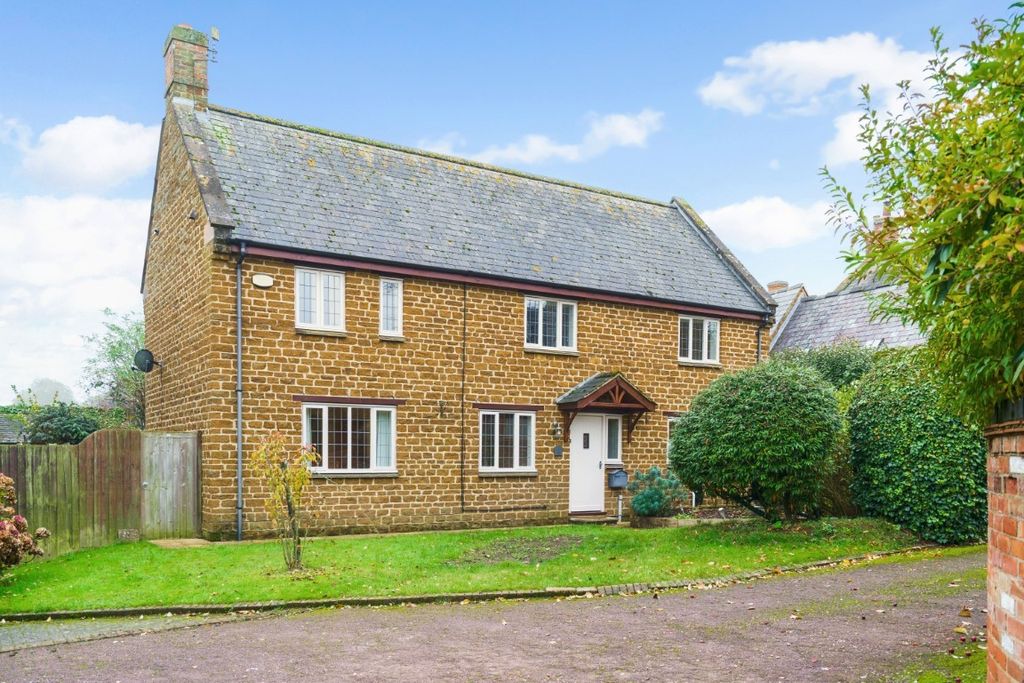 Property photo 1 of 29