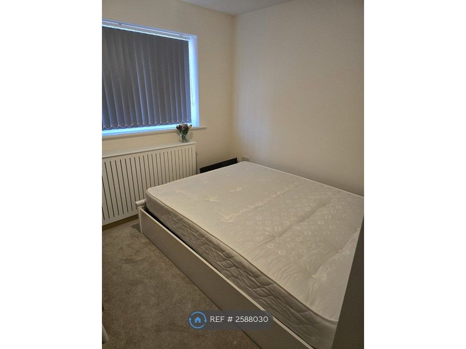 Property photo 1 of 2