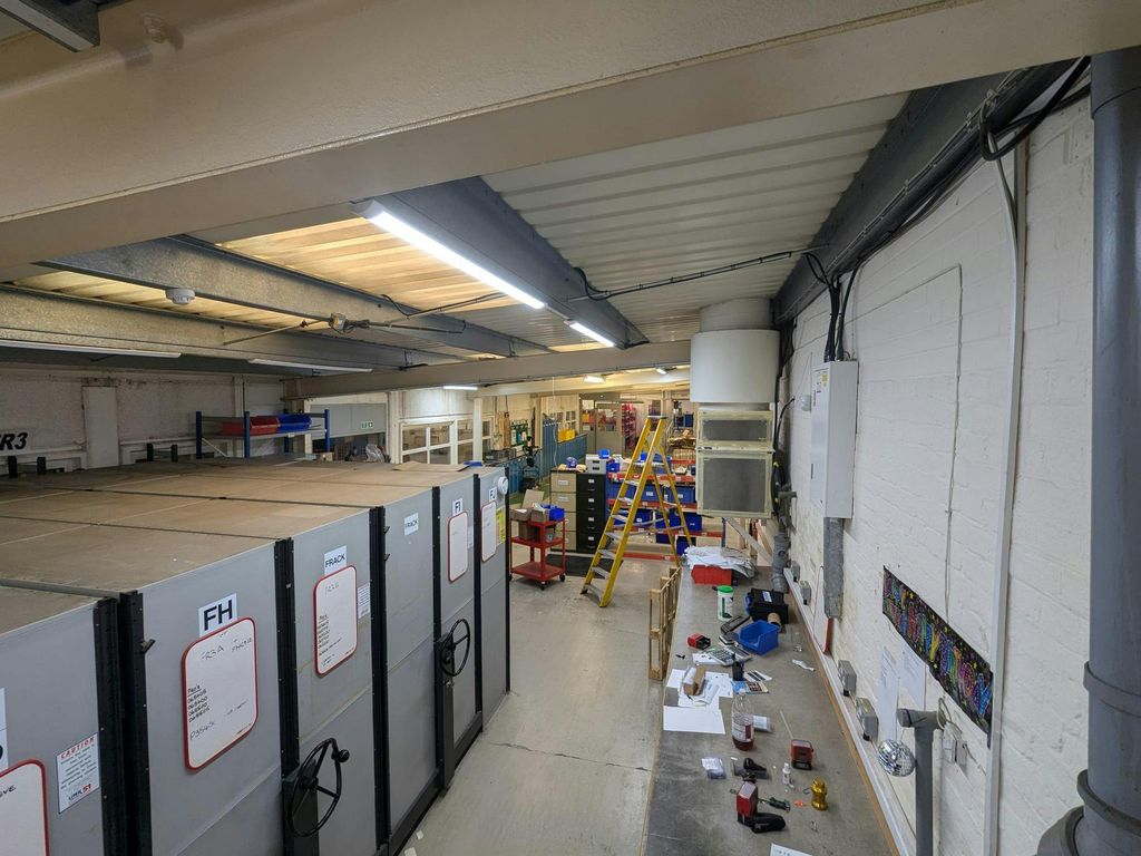 Property photo 2 of 3 1000006216.Jpg