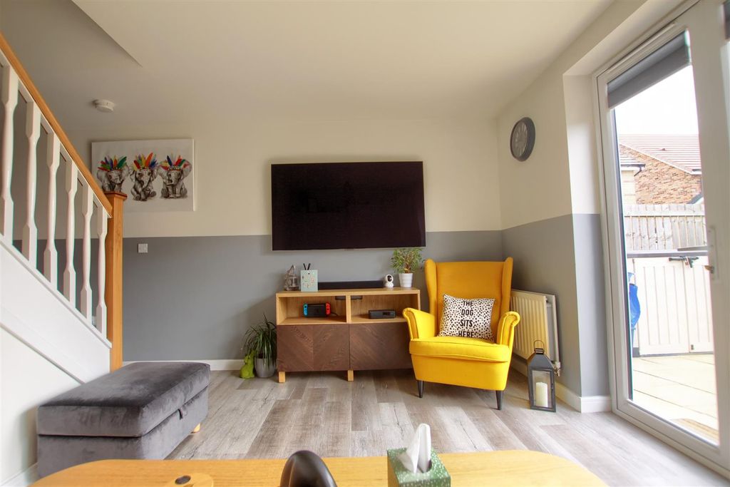 Property photo 3 of 7 Pc3.Jpg