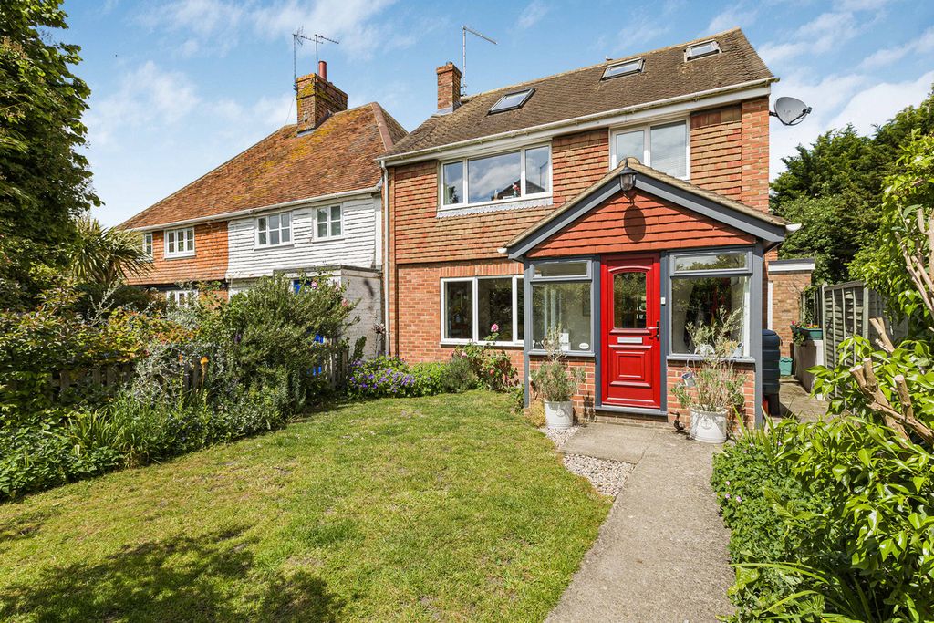 Property photo 1 of 17