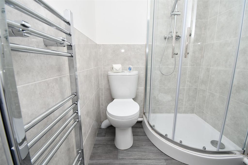 Property photo 3 of 12 16 (3).Jpg