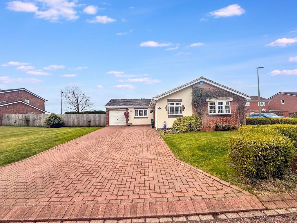 Property photo 1 of 27