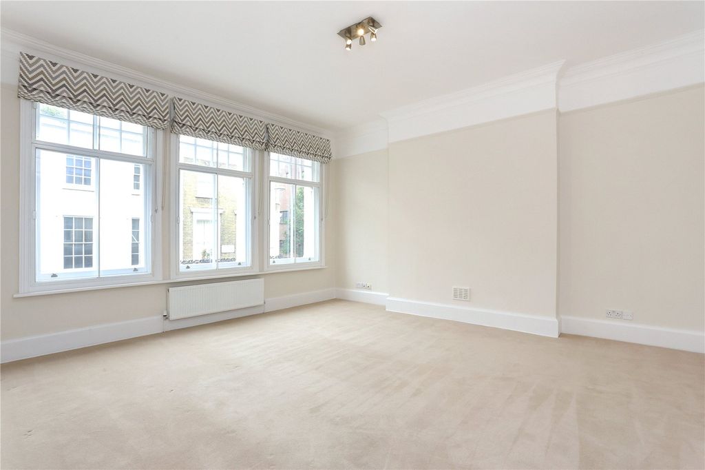 Property photo 1 of 9 Reception Room