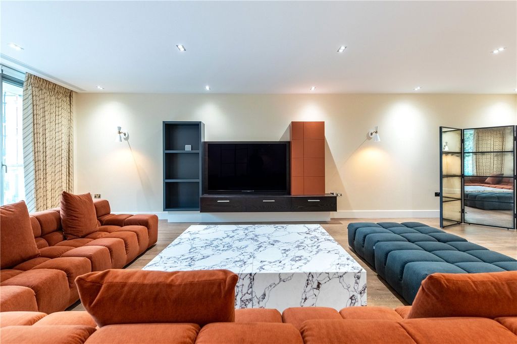 Property photo 1 of 12 Picture No. 17