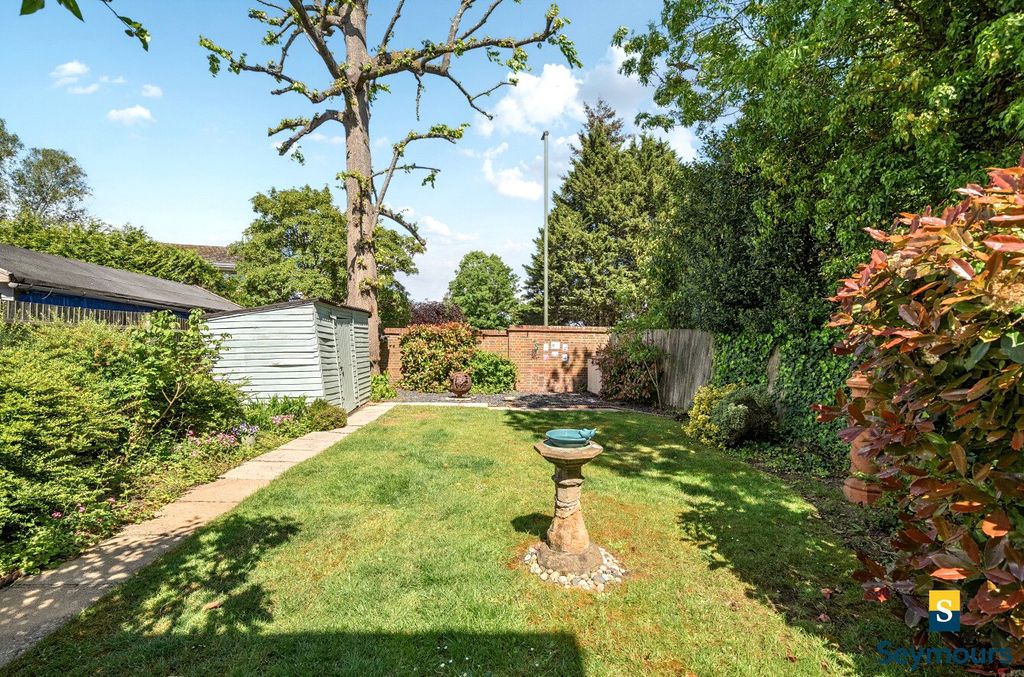 Additional image 21 of 3 bed semi-detached house for saleGuildford, Surrey GU1