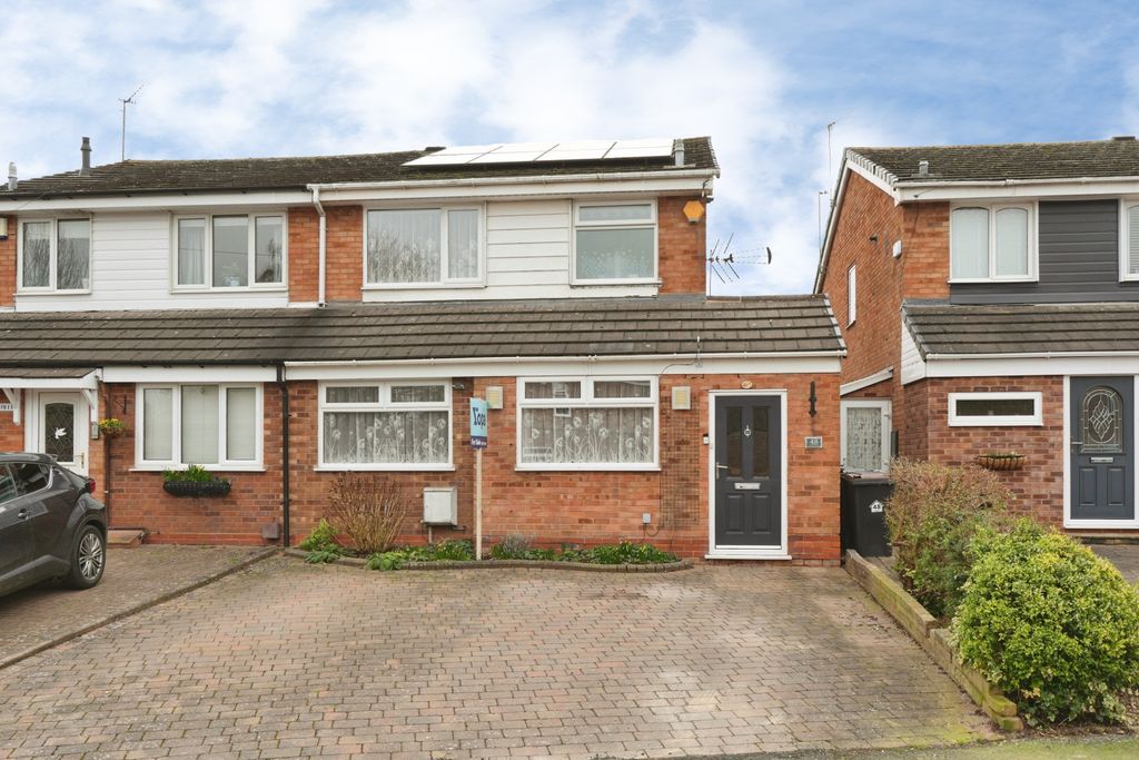 Property photo 1 of 20 Front