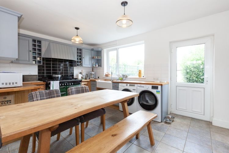 Property photo 3 of 9 203299