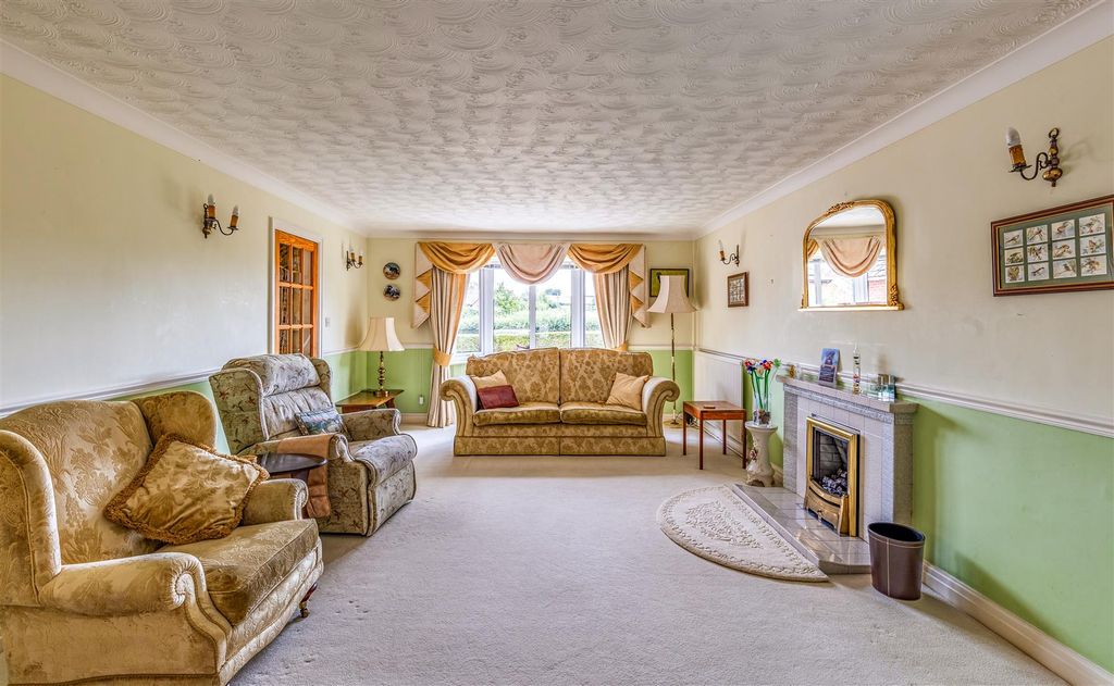 Property photo 3 of 32 Bx1A1159-Hdr-Edit.Jpg
