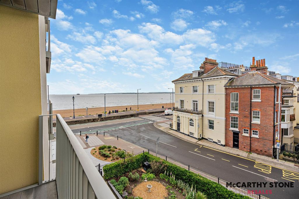 Property photo 1 of 10 8600989-Exterior04-800.Jpg