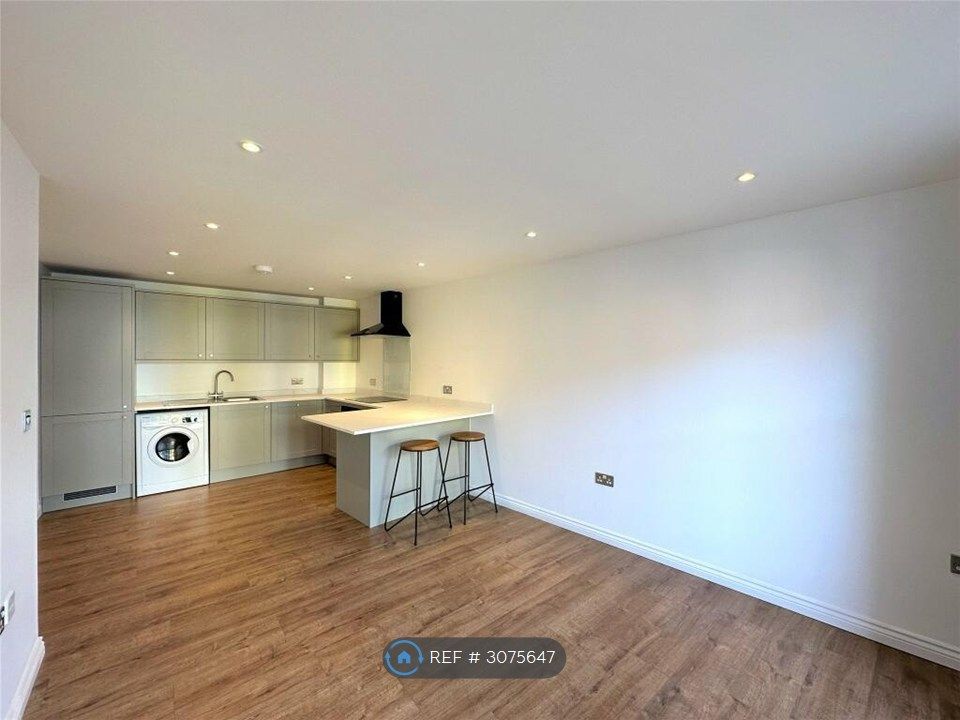 Property photo 3 of 9