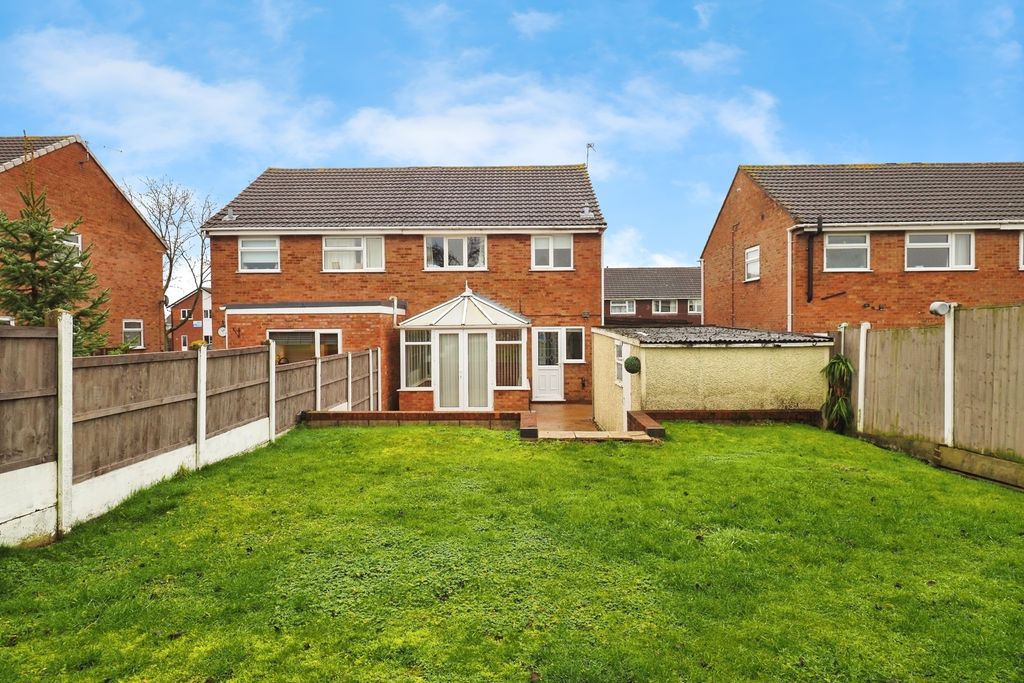 Property photo 2 of 17 Rear Aspect