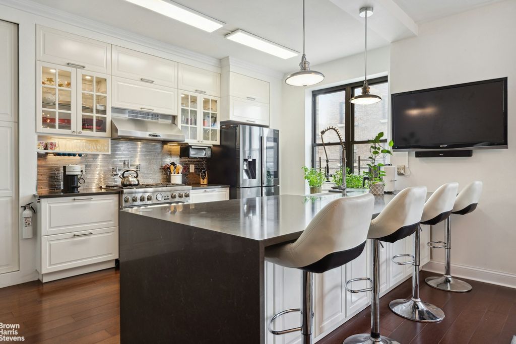 Property photo 2 of 11 <Alttext/>