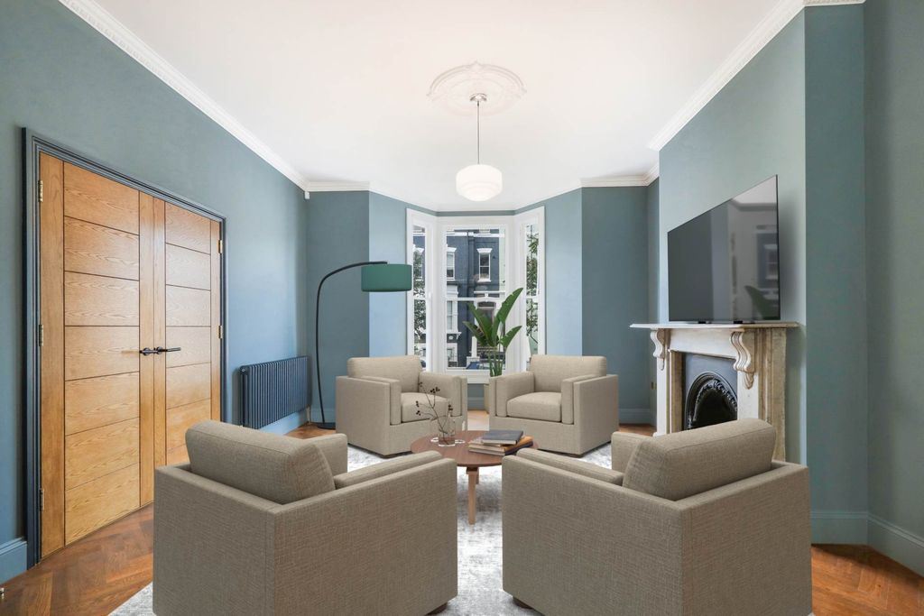 Property photo 3 of 38