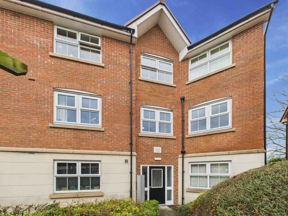 Property photo 1 of 10 Front (Exterior)